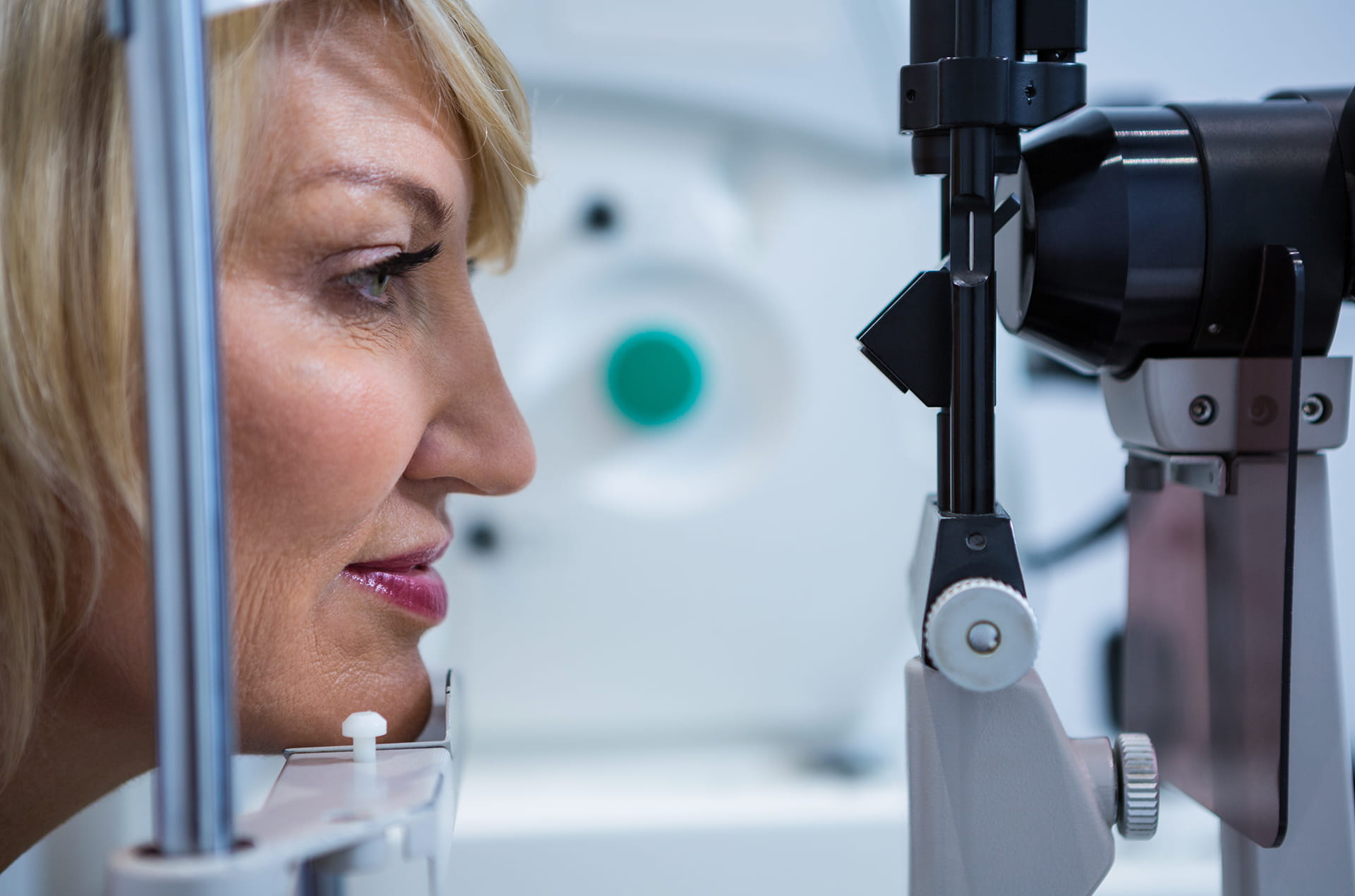 Какие заболевания глаз появляются с возрастом?